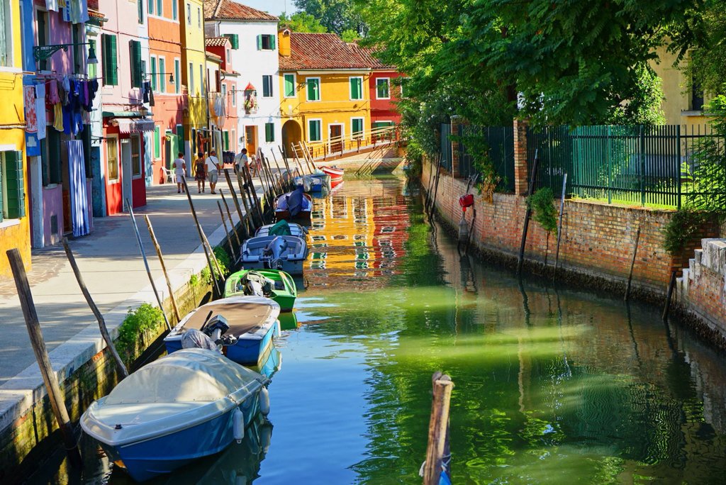 Delion_Events's tweet photo. Planning our next #luxury #event in #Venice. Gr8 article from @TheofficialLL on the city https://t.co/9y0JNFG485 https://t.co/GlRsRmYt8Z