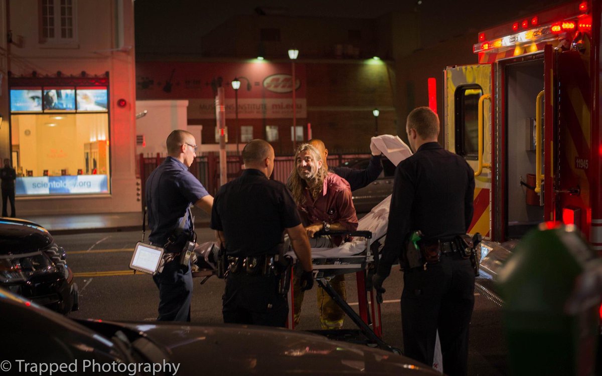 TrappedPhotos's tweet photo. 🚔 ... #ambulance #cops #police #LAPD #trappedphotography #photography #candid #people #homeless #copyright #LA https://t.co/YhWlDFqYfK
