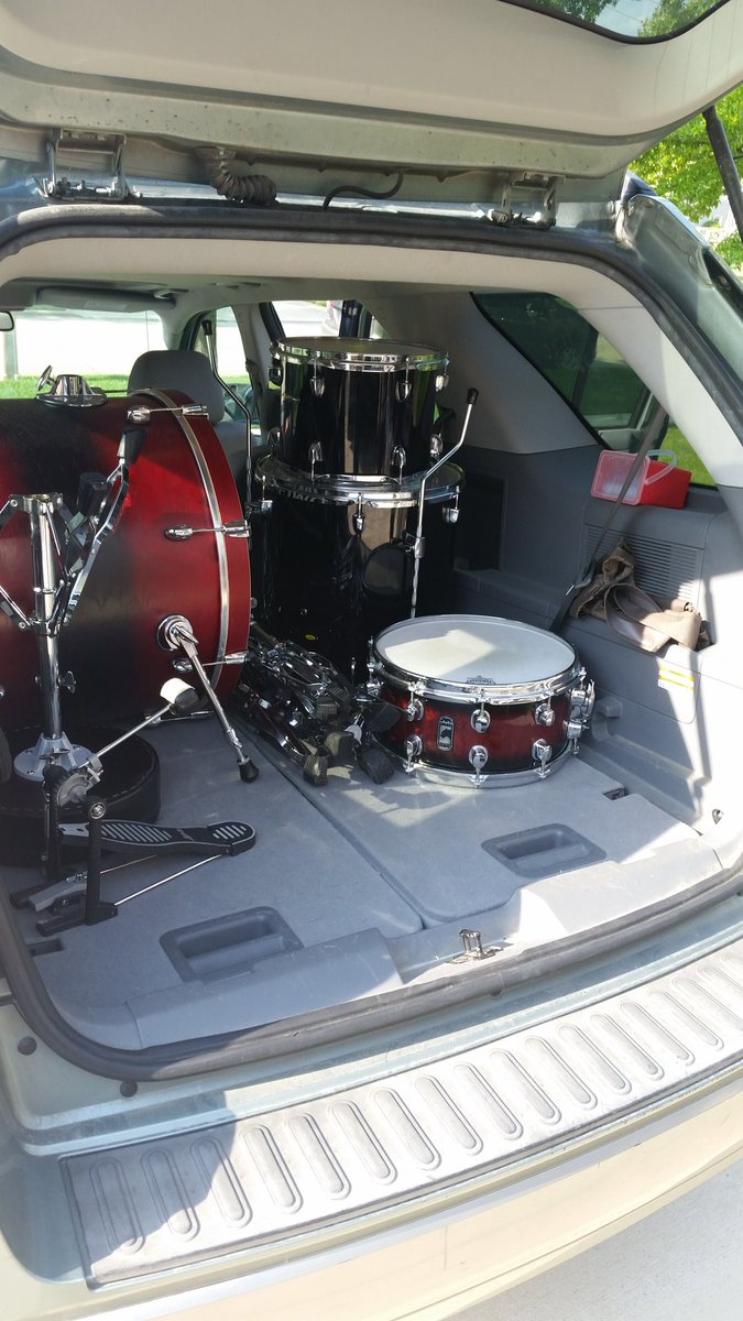 TylerAuvil's tweet photo. All packed up and ready to go🎵🎶🎸 @_AllWeveGot_ #allwevegot #AWG https://t.co/lvei9b3jwb