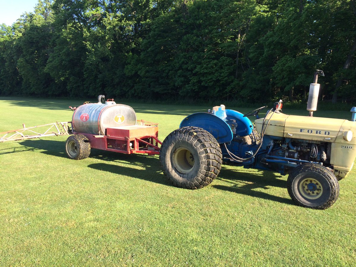 donthornburghjr's tweet image. #myollady sprayed greens this week! It had been 17 years since I took her for a spin on the dance floor.