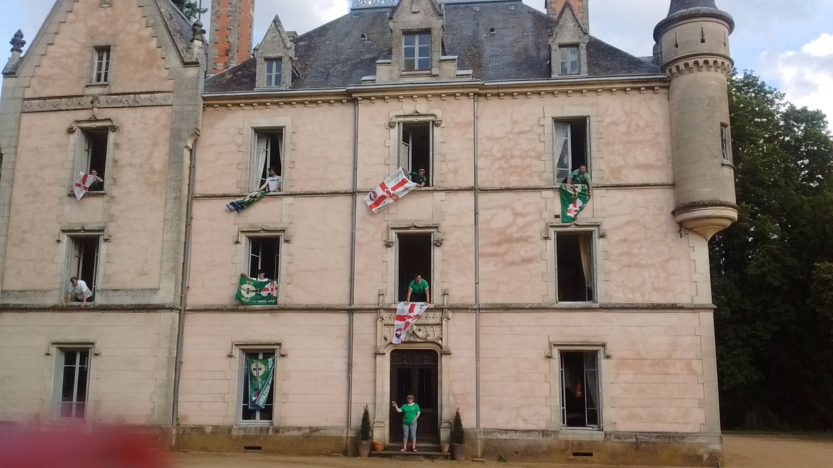 Château GAWA. #gawa #DareToDream  <a href="/Ourweecountry_/">GAWA</a>
