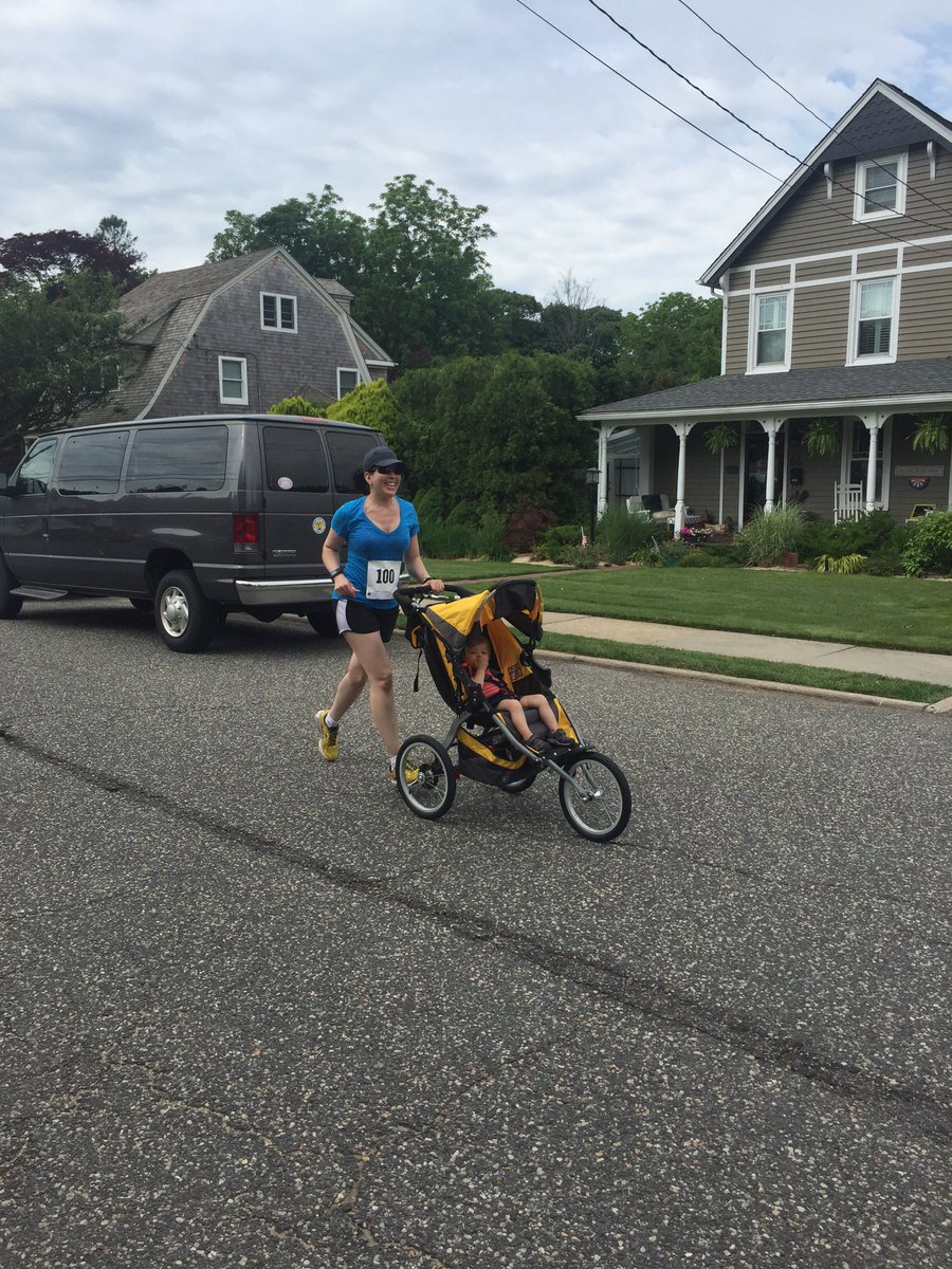 Revco01's tweet image. 5k with Bob and my Baby #bobstroller #runningmom #fitness #running