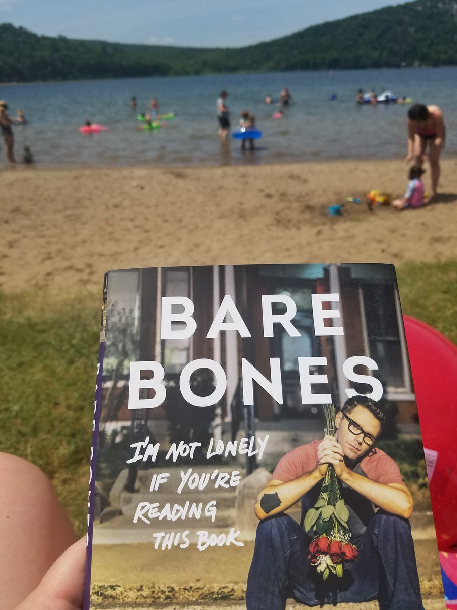 roachl96's tweet image. Day at the beach. Just me, @mrBobbyBones and about 5,000 other people.