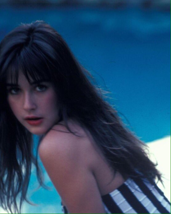 xxxx80s's tweet photo. Demi Moore, 80s https://t.co/bieAVpZf8y