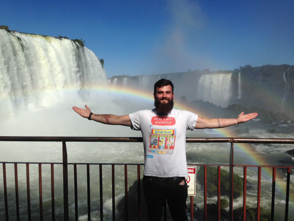 Bannerbean's tweet image. Introducing one of the world's seven natural wonders to one of the world's seven literary wonders @mainstreethare