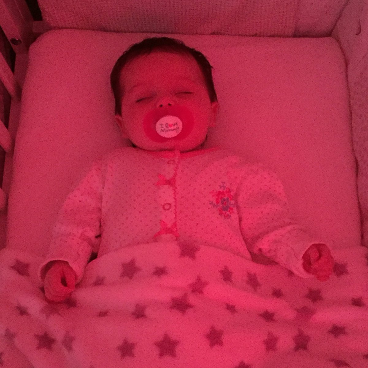 ellie_mcsweeney's tweet photo. My sleeping beauty is so perfect❤️🙋🏻 https://t.co/TDEstcCGyB