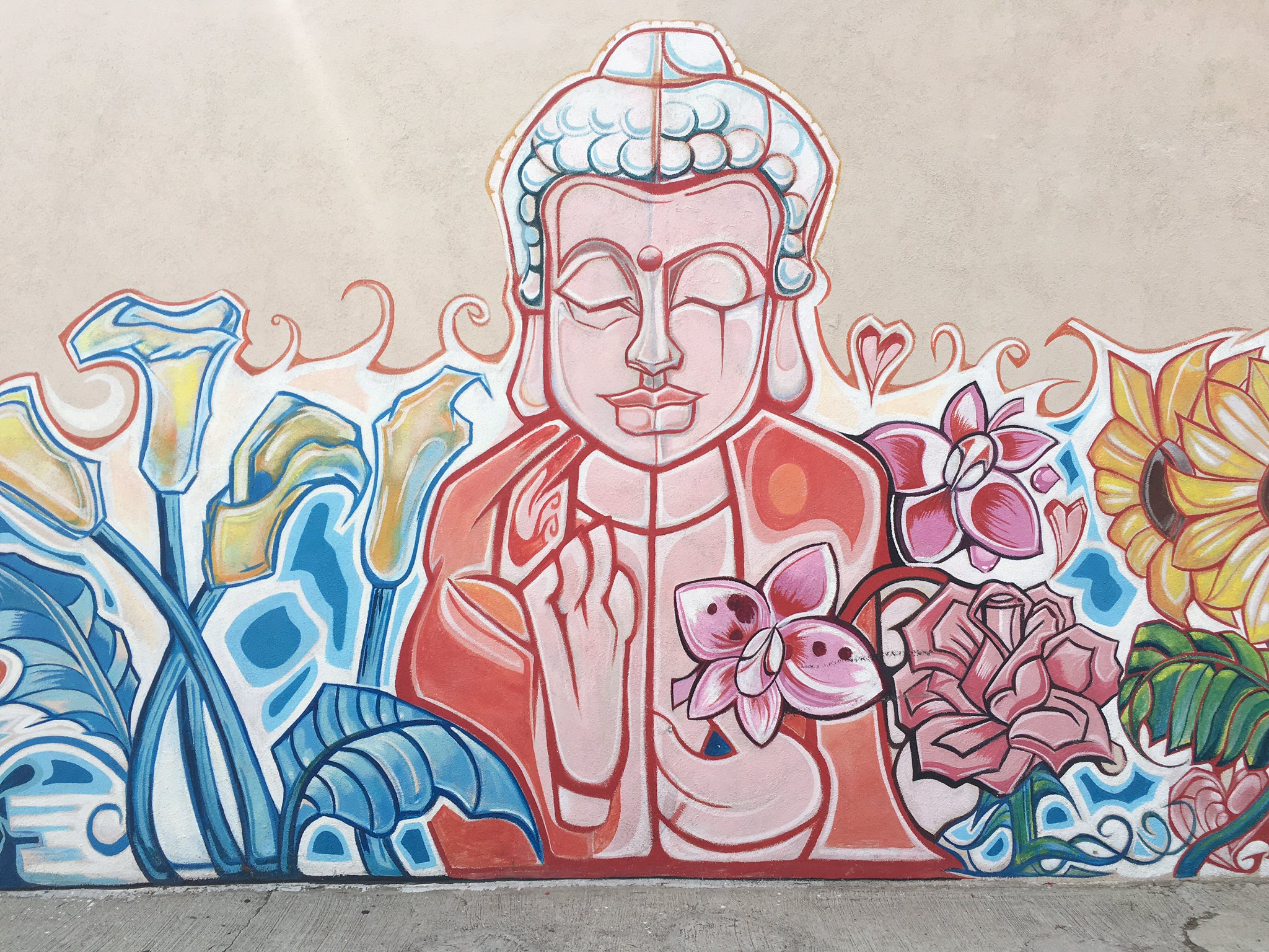 pixels-on-twitter-a-good-walk-is-made-better-with-streetart-don-t
