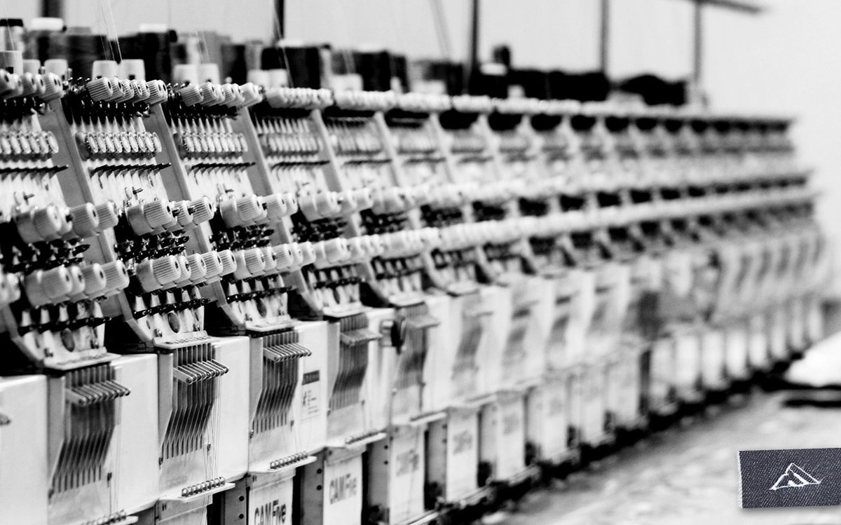 ThreeRosesM's tweet image. confeccionando Jeans de calidad