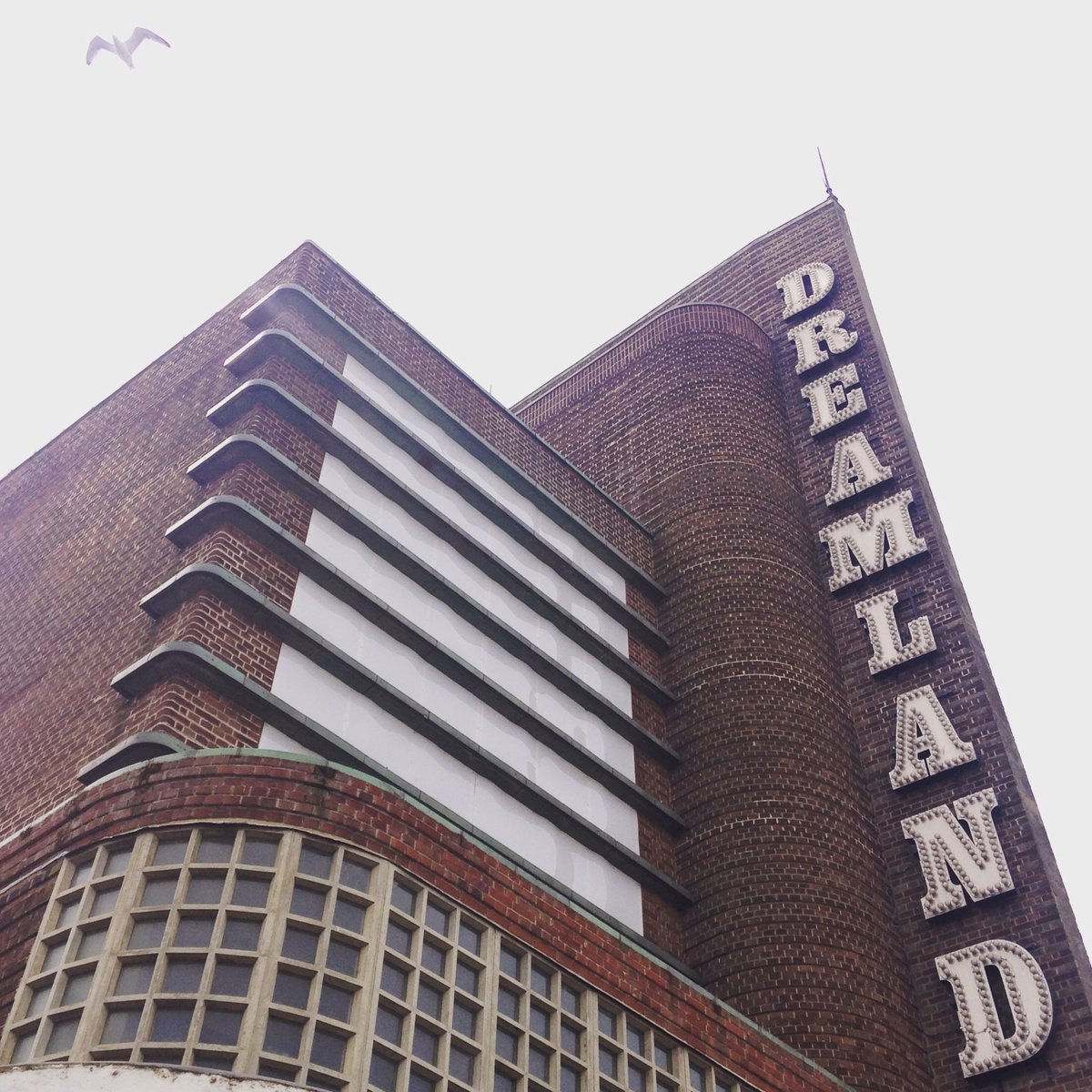 stop_hannahtime's tweet photo. Such an amazing day at @DreamlandMarg! Great staff, music food & rides. I absolutely loved it! #LoveDreamland https://t.co/0mzBBslx1N