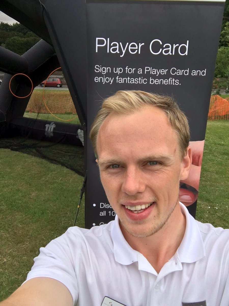 AldwickburyGolf's tweet photo. Harpenden Carnival Today promoting the from all angles... golf to weddings! ⛳️❤️ #GolfInTheCommunity #BGLGolf https://t.co/PowKmX2oFE