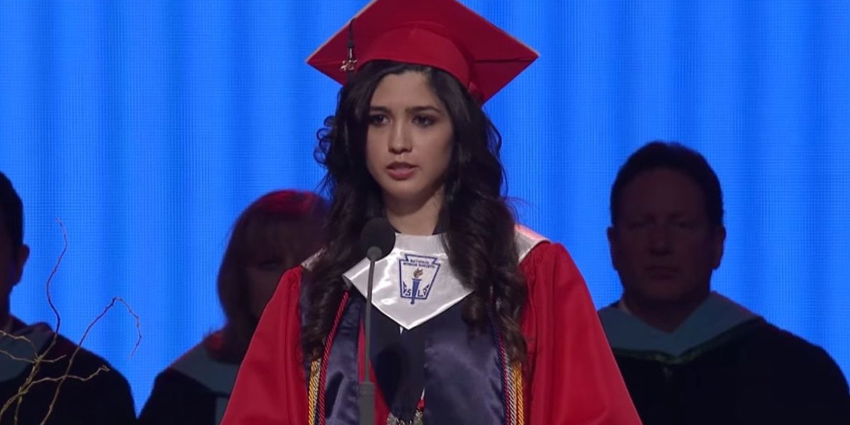 Undocumented valedictorian takes down Trump in epic speech ⏩ by <a href="/willafrej/">Willa Frej</a> huff.to/1UJZpeD