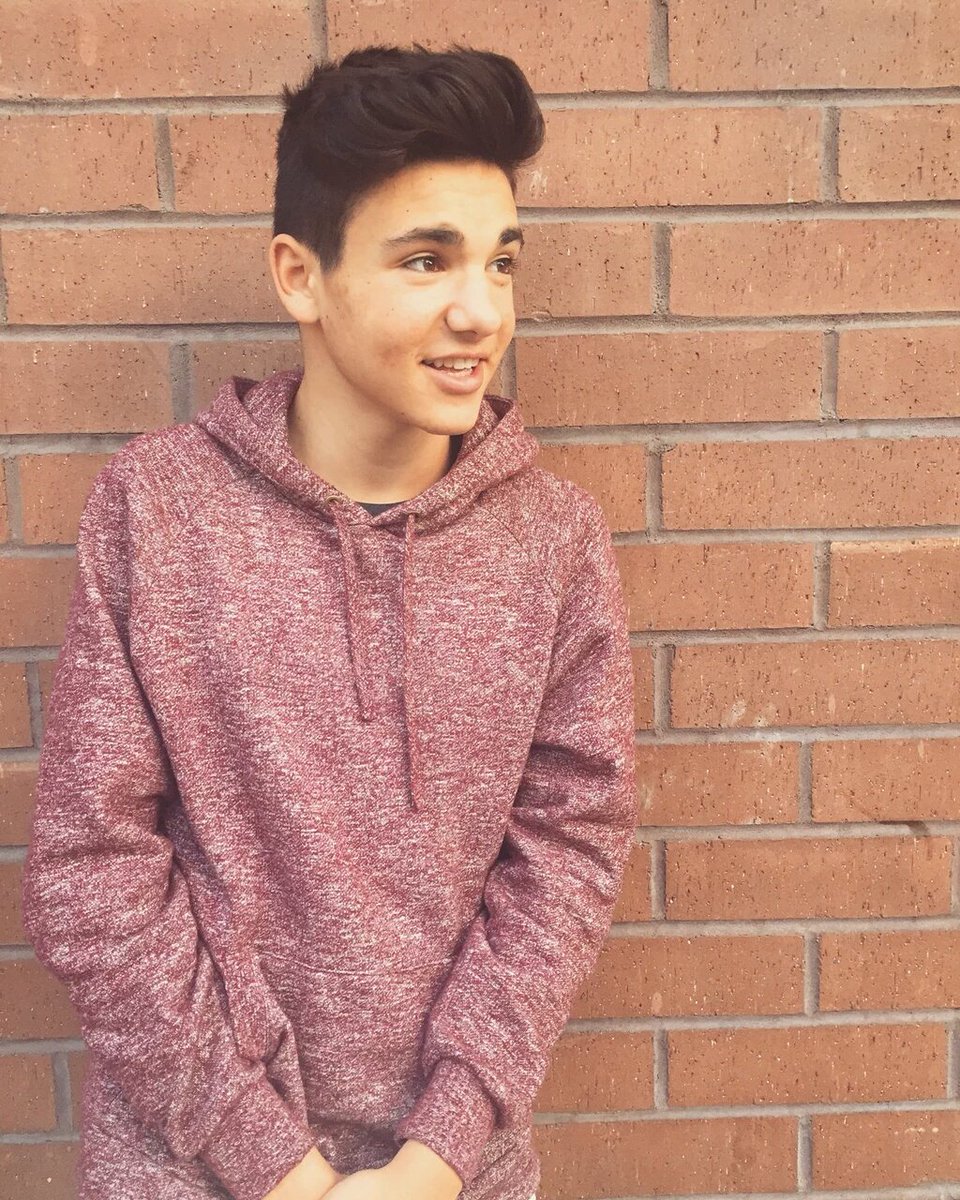 MagconboysMore's tweet photo. Daniel Skye😍😍 https://t.co/zQxDTKDf2p