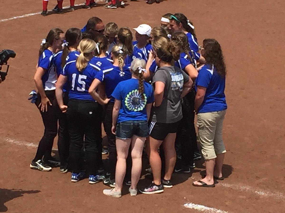 WildcatsSW's tweet photo. Welcome home pep assembly at HS. Join motorcade at Kieler at 4:00. We love our Wildcats!!! #WildcatPride #StateSB https://t.co/s1G1AOUyr5
