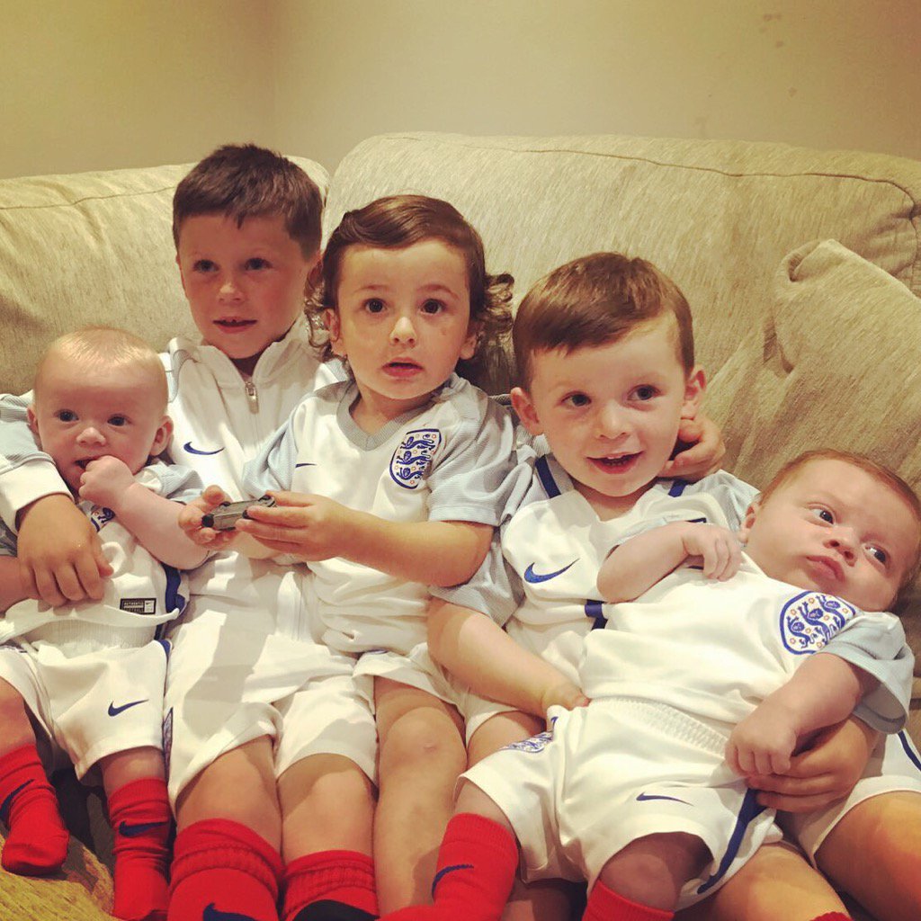 ColeenRoo's tweet photo. Kids are loving the game!! Need a goal now.... Come on England 🙌🏼🙌🏼⚽️ https://t.co/3vDKuNna8s