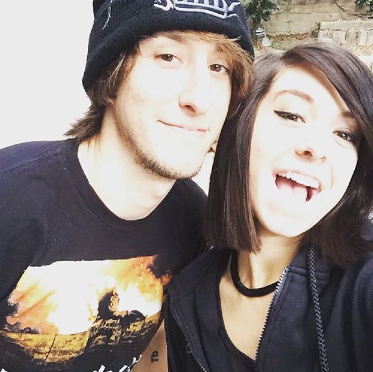M_Grimmie's tweet photo. Thank's for your support 😭 I don't believe 
Sister @TheRealGrimmie https://t.co/yVcciDlmKY
