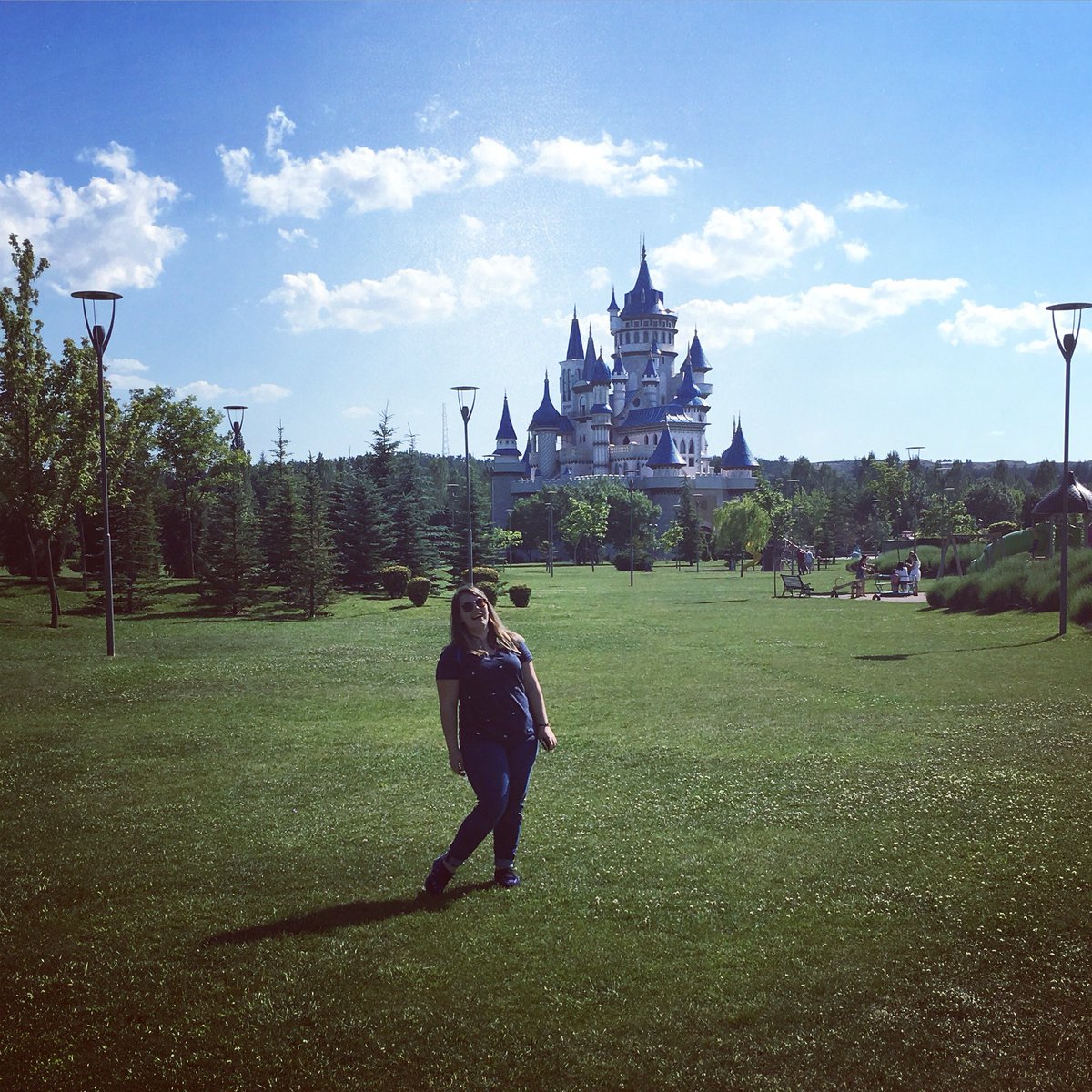H_durust's tweet photo. Like #happinessinwonderland #eskişehir https://t.co/YNJgDA7BQR