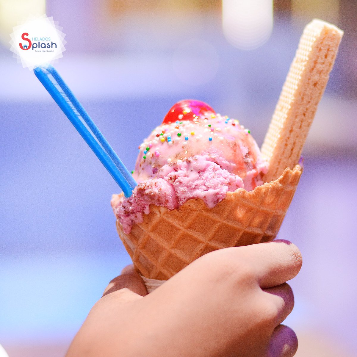 ¡Sábado para combinar! #HeladosSplash 💁🏻🍦😊 #PorUnaVidaMasDulce #SplashLovers #Helados #PostresRD #DulcesRD