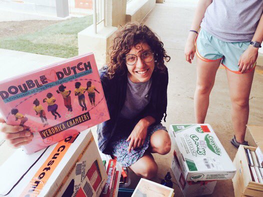 CPDCorg's tweet image. @ServiceWorksDC team preparing for the Summer Reading Kits Station. @IamServiceWorks @CPDCVolunteers #NWW2016