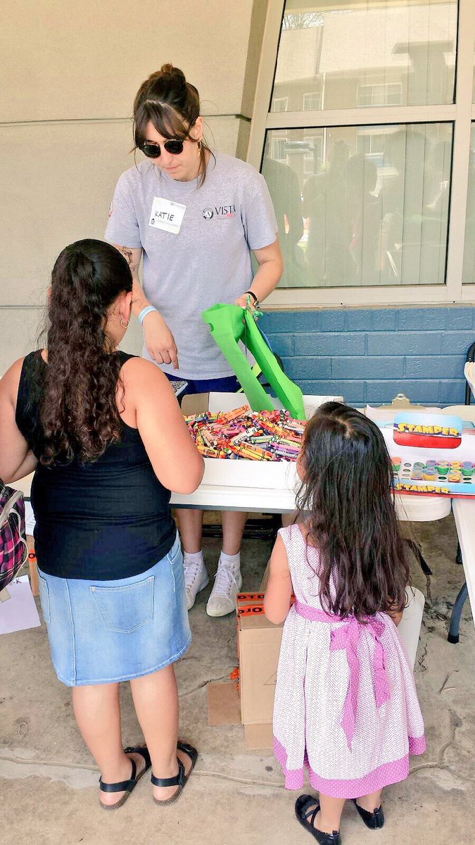 CPDCorg's tweet image. @ServiceWorksDC team is attacking summer learning loss head on! @IamServiceWorks @CPDCVolunteers #NWW2016