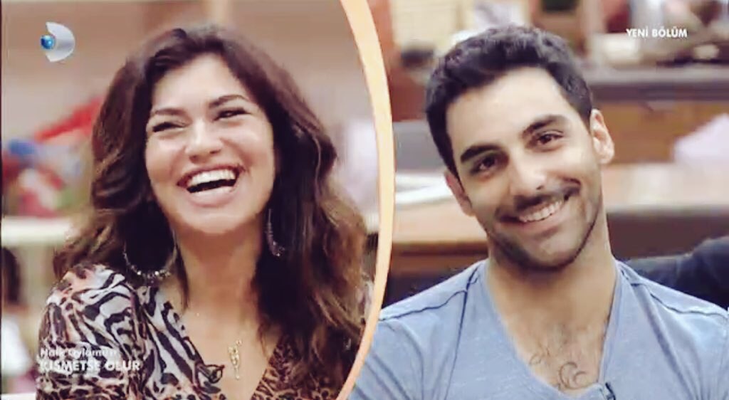 Eser: "Şey düşündüm; oh man, Allah korusun bir gün başkasına gelin giderse"
Cansel: "Gitmeeem"
Eser: (gitme) 
Aığğ❤️