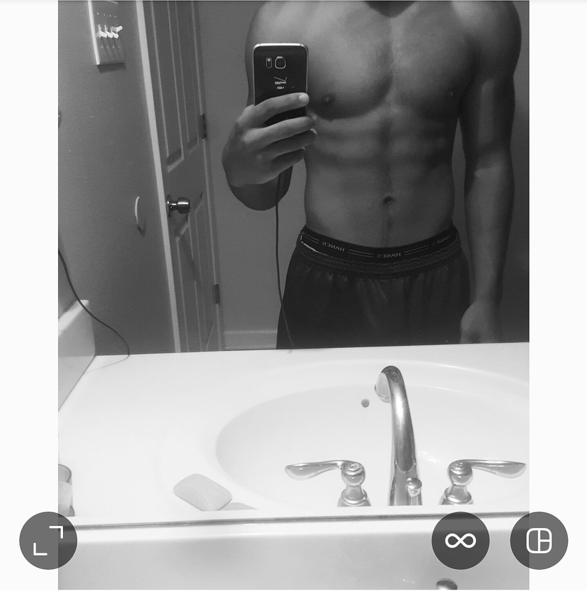 _plug55's tweet image. 💪 #KG