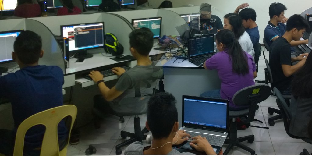 markkukero's tweet photo. Congrats PH R18 first ever #dotnet Core #csharp training ppl. Work hard, don't quit, trust God #developtheimpossible https://t.co/h4ZKqCT2Kn