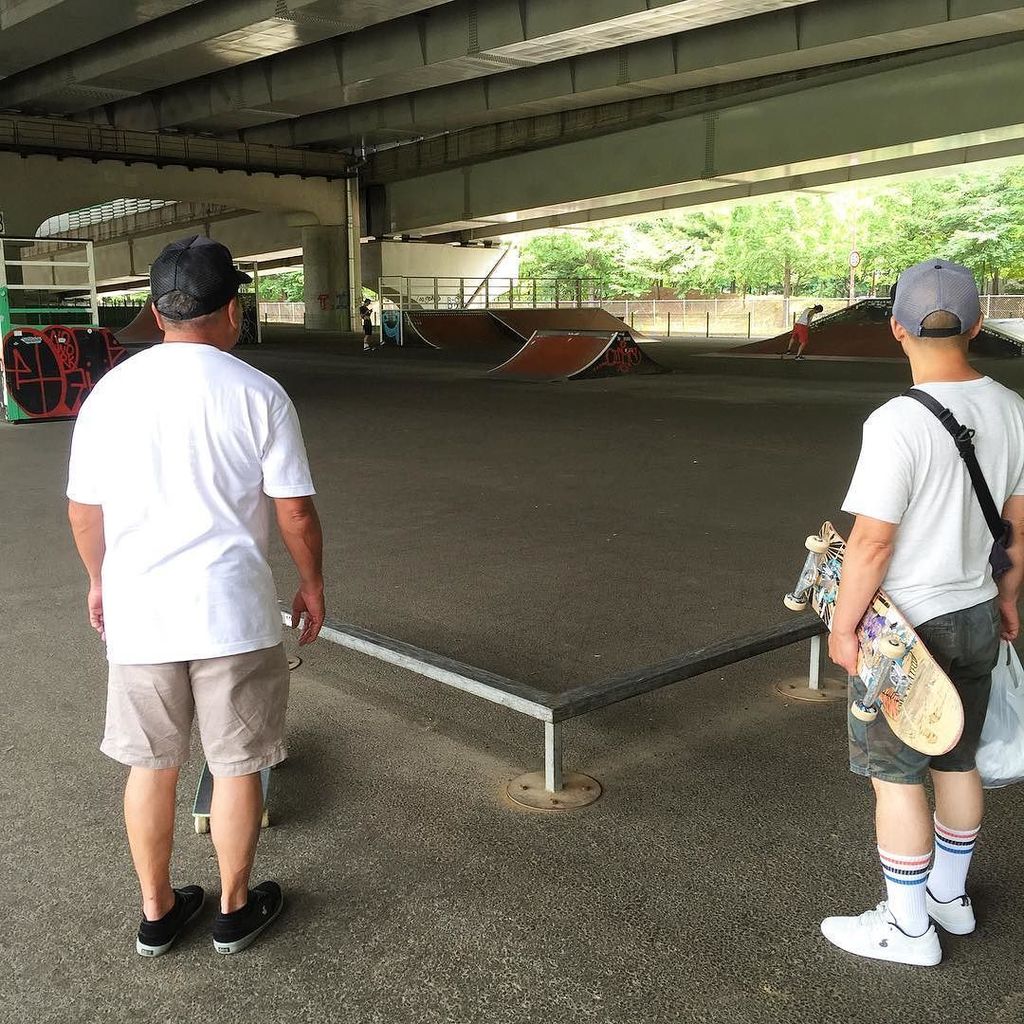 instant_skate's tweet photo. やっぱりこっちじゅせよ。
#ajsa #asianopen2016 #instants #instantskateshop #スケボー https://t.co/wj3B34YPoO https://t.co/QhlurWsO8p