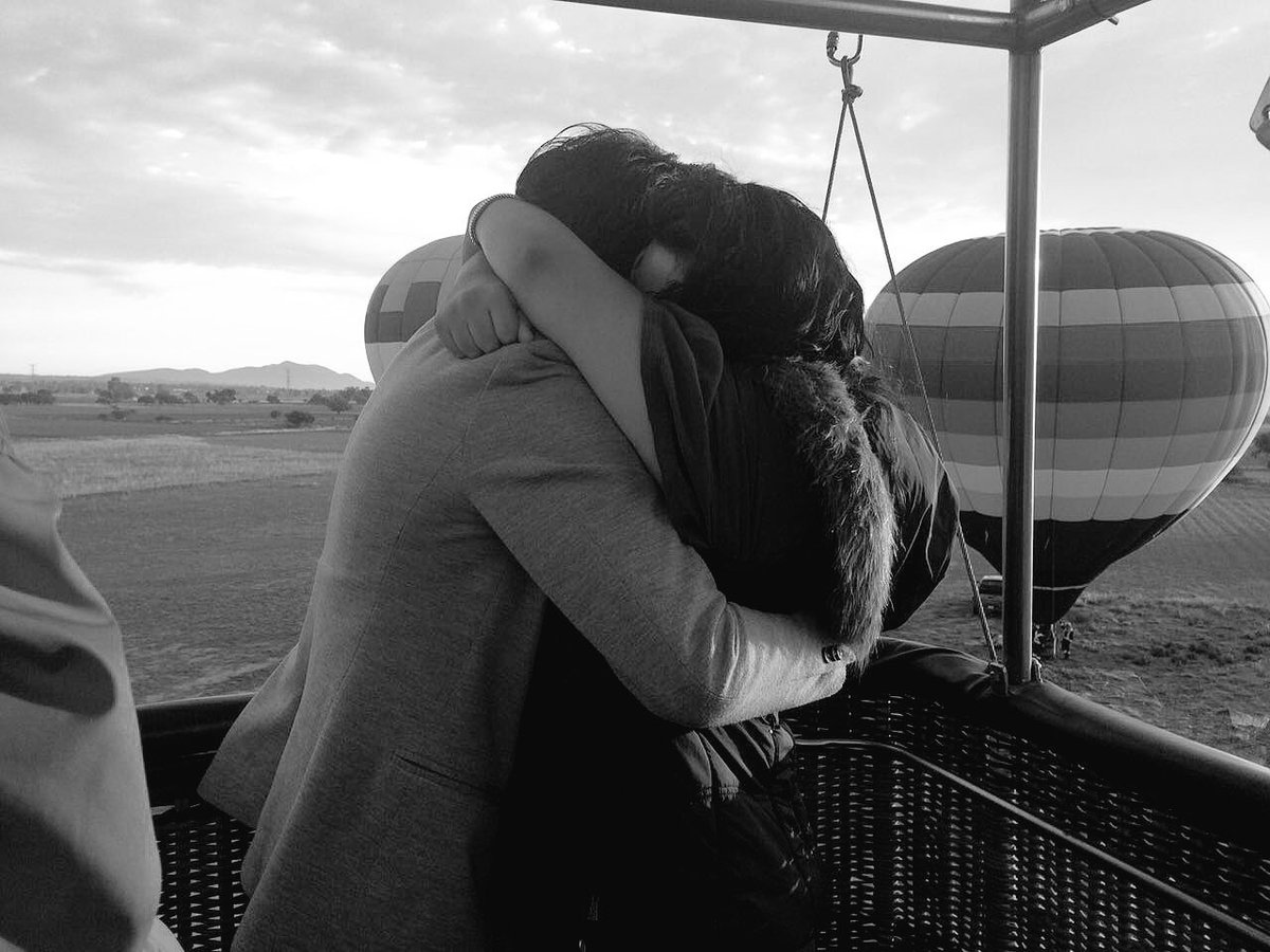 mariannirrs's tweet photo. Hace una semana 💍💕 te amo, Dios es demasiado bueno @richmeidi https://t.co/JzuITVQSvs