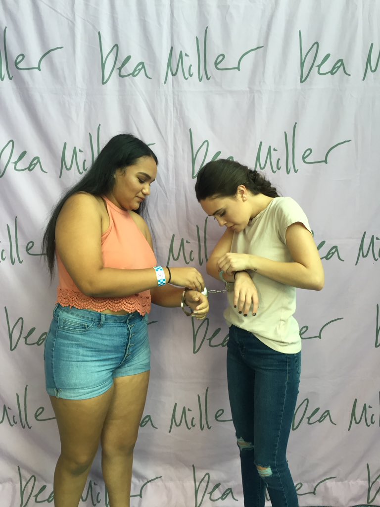 JADEDL0VE's tweet photo. @beamiller part 3 #beaandme https://t.co/kLazRfg8t0