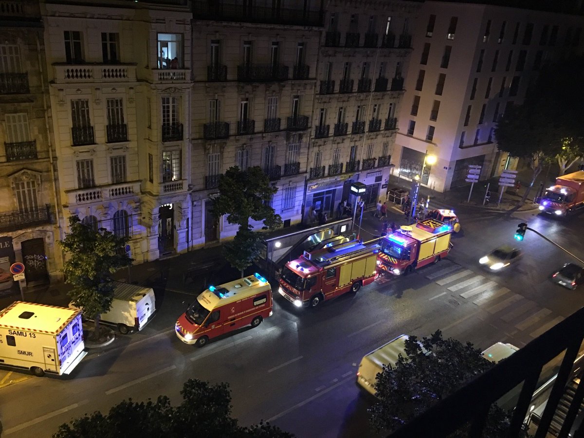 Беспорядки в Марселе. 31 человек пострадал, 4 в критическом состоянии - изображение 1