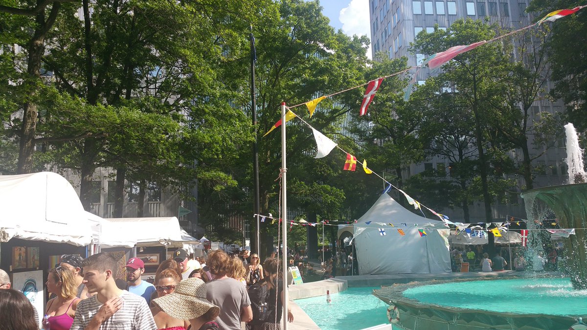 FRANKO_M's tweet photo. This makes my heart happy. #TRAF16 #TRAF #ArtsFestival https://t.co/yKbXoW0FAK