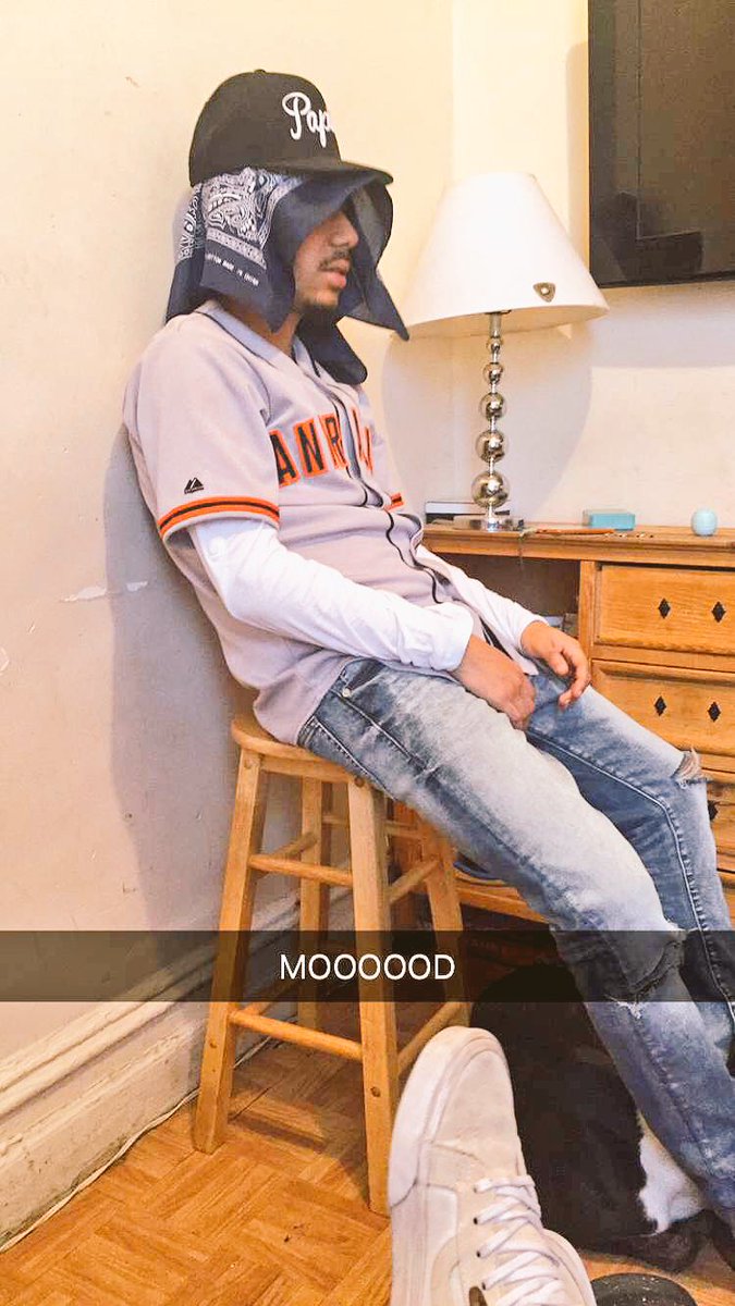 FettiSF's tweet photo. Always in my own zone #BdayWeekend ♊️ https://t.co/fhhg48hQyF
