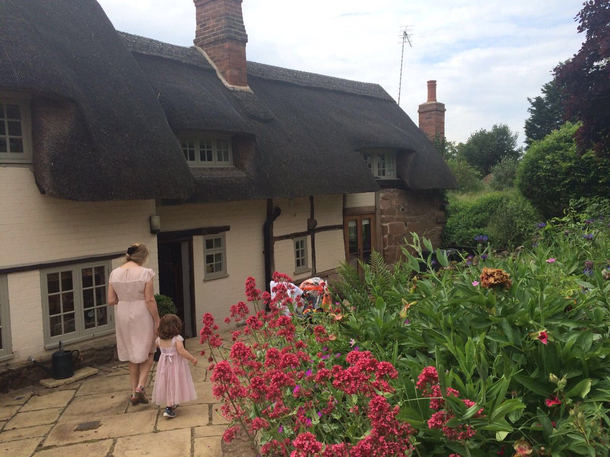 mark_dearing1's tweet image. A few highlights from the Dearing family bash #firstdaysofsummer #partypeople