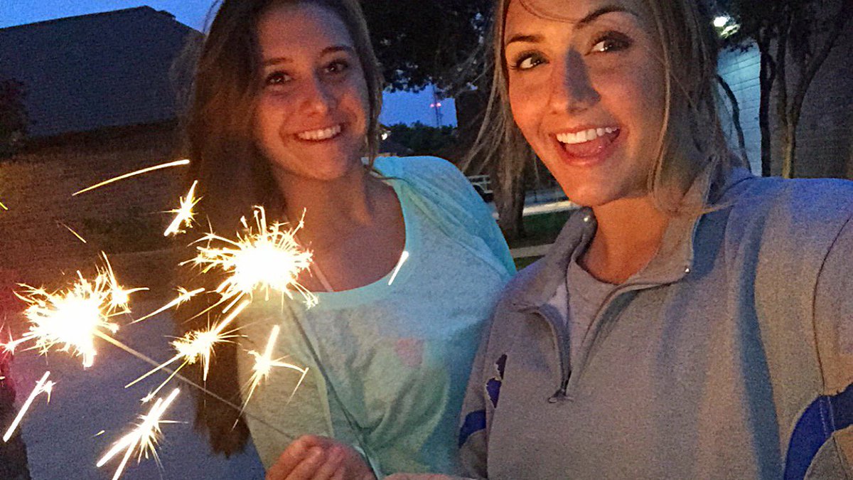 lrutherford98's tweet photo. H19BD 2 my friend &amp; workout partner. thank u for all the laughs &amp; the fun times! enjoy ur last year as a teenager ;) https://t.co/DJKNfEFsgY