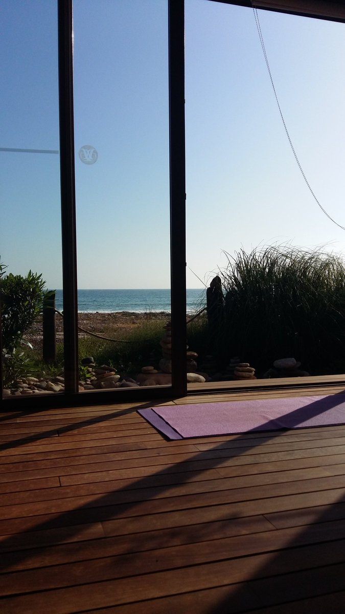 Sunset yoga @ #paradisplage! A refaire