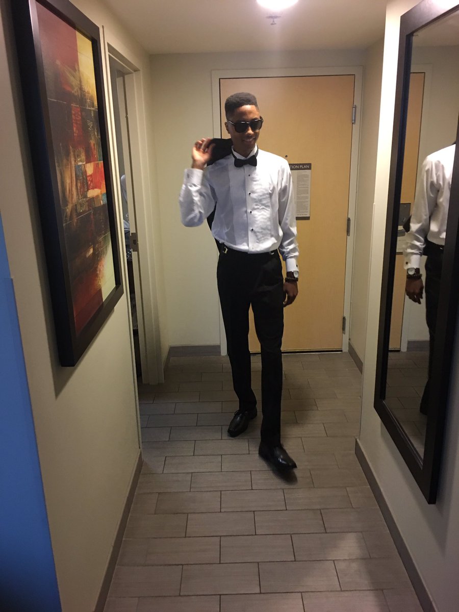 SauceRodney's tweet photo. The Grooms Son😎♠️��� #CongratsPops https://t.co/uma4D3RyEU