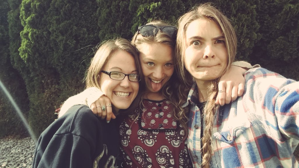 aareavis's tweet image. Oooh kill 'em
#brittany'sagrad2k16 #goher
@Finnish_Runner @breezybri44