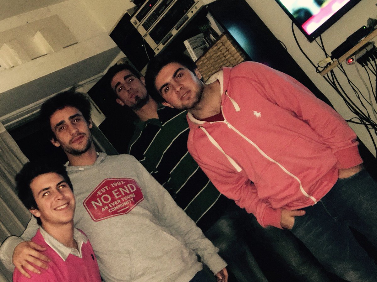 Buen finde amiguitos!! <a href="/boloqui96/">JuanCboloqui</a> <a href="/agusarmesto/">Agus Armesto</a> <a href="/Facundo_Antia/">Facundo Antia</a>