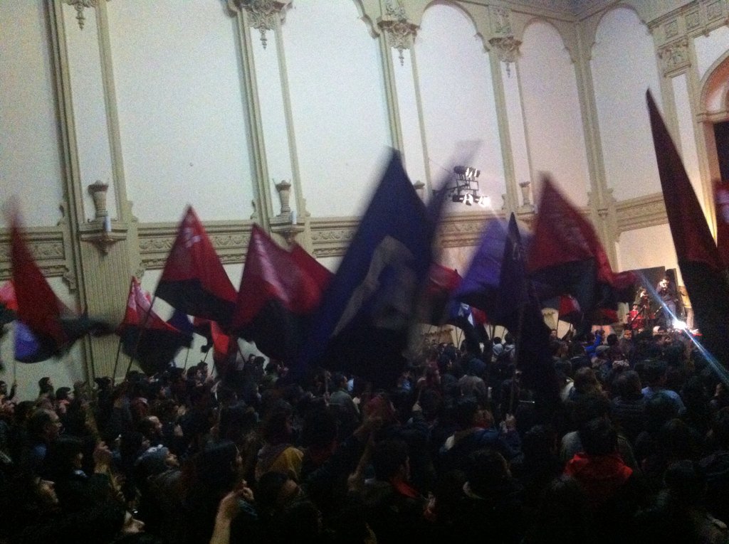 izq_libertaria's tweet photo. Finalizamos con el corazón mas rojo e hinchado que nunca, GRACIAS A TOD@S! https://t.co/E1HyeR1JCW