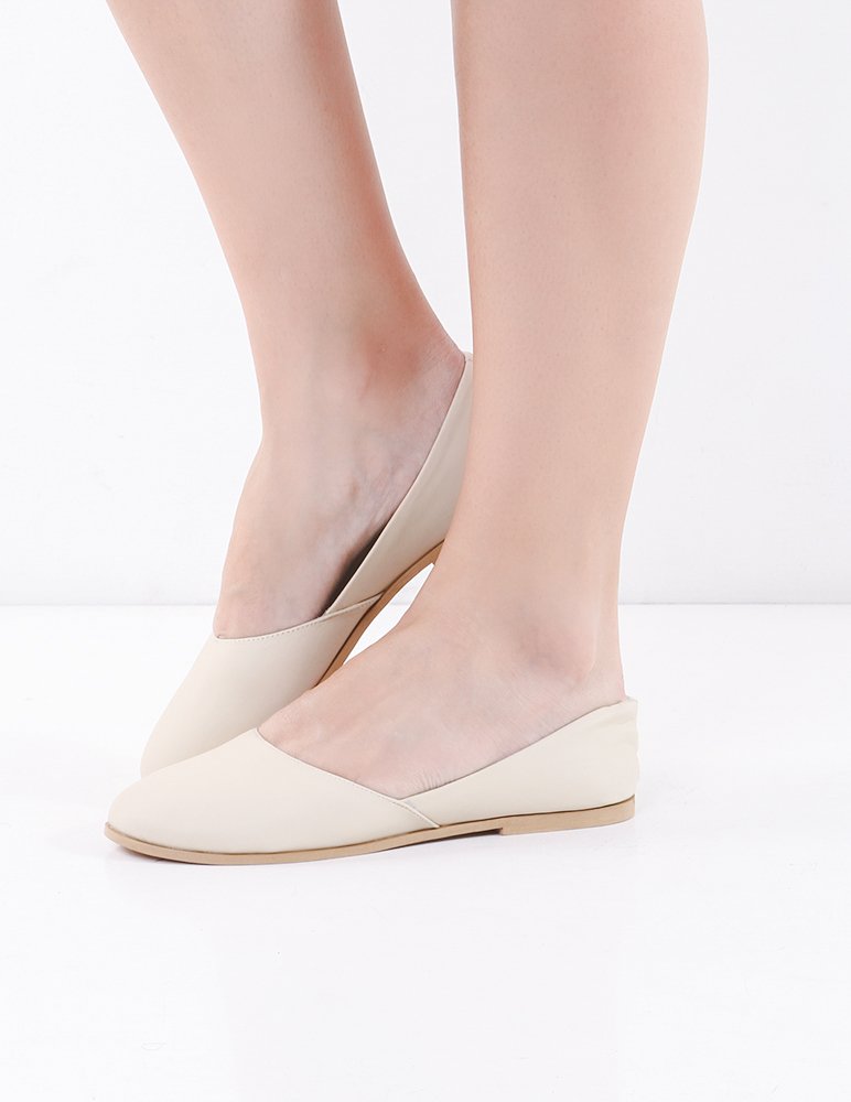 aboutsmithKLK's tweet image. FLAT SHOES
Kini tersedia di House of Smith Kolaka, Jl. Khairil Anwar