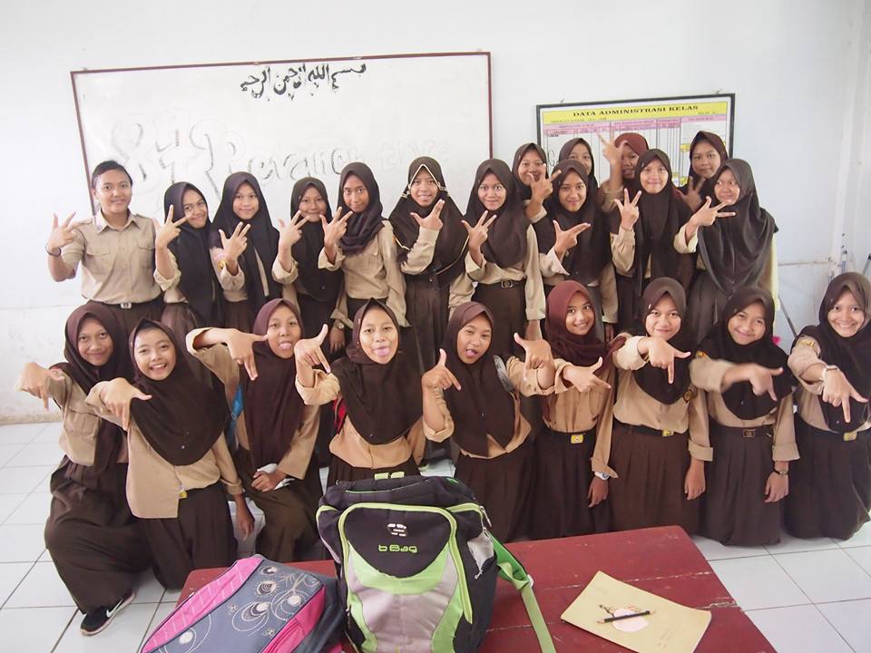 anggitamanda2's tweet image. 87