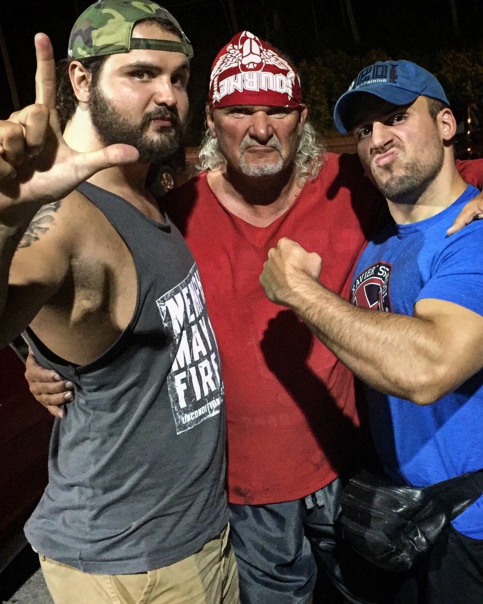 sigmonwrestling's tweet photo. #Heatseekers #WrestlingFamily #HighwayRun https://t.co/I2Nty0RhTl