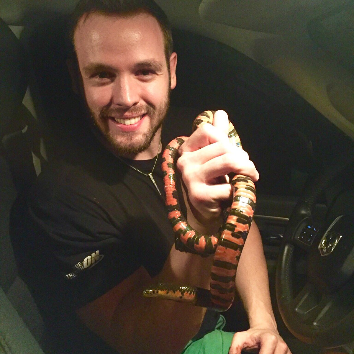 TX_Snake_Hunter's tweet photo. Any night spent with a mud snake is a good night!  Praise the Lord!! #snake #mudsnake #herpetology #christian https://t.co/BuXItwrhcG