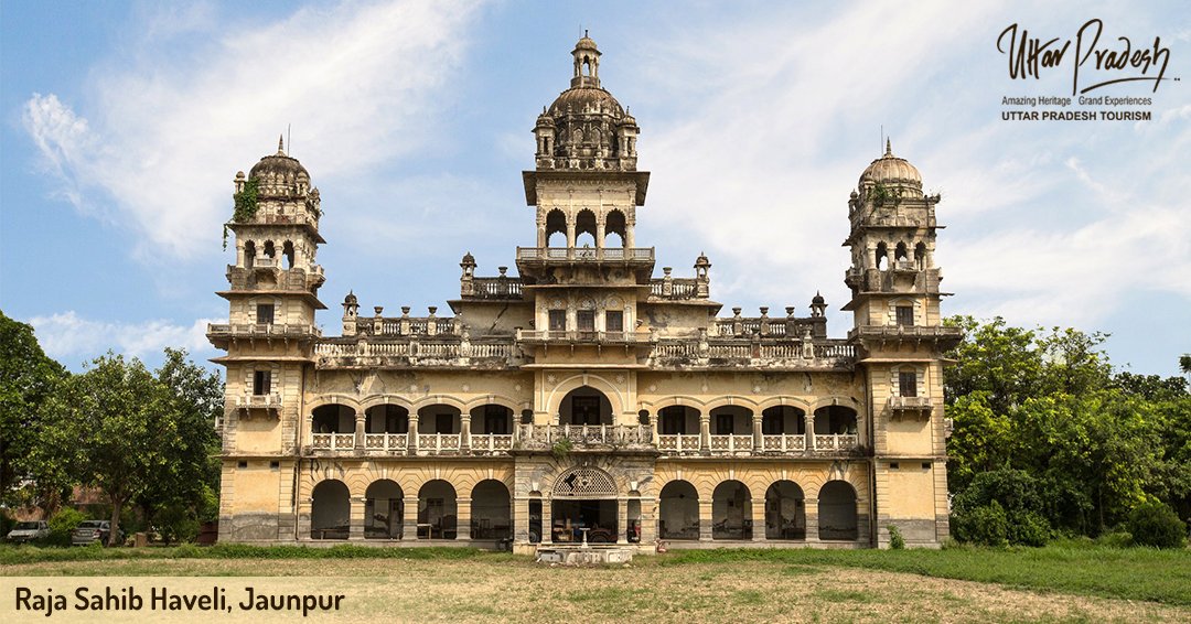 uptourismgov's tweet photo. #RajaSahibHaveli, Jaunpur, is a perfect destination to get drenched in the spirit of adventure.
#UPTourism #Jaunpur https://t.co/DjTBH1wZ9R