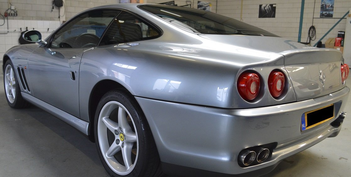 Heb je weleens nagedacht aan tinten of #carwrappen van je #auto? #carstyling #reclame climaxdesign.nl/voertuigreclam…
