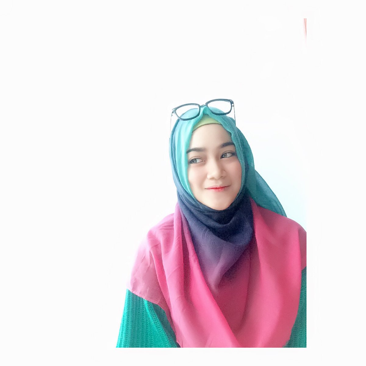 Annifrdh's tweet photo. 😇😇😇 https://t.co/u25z1dcLxD