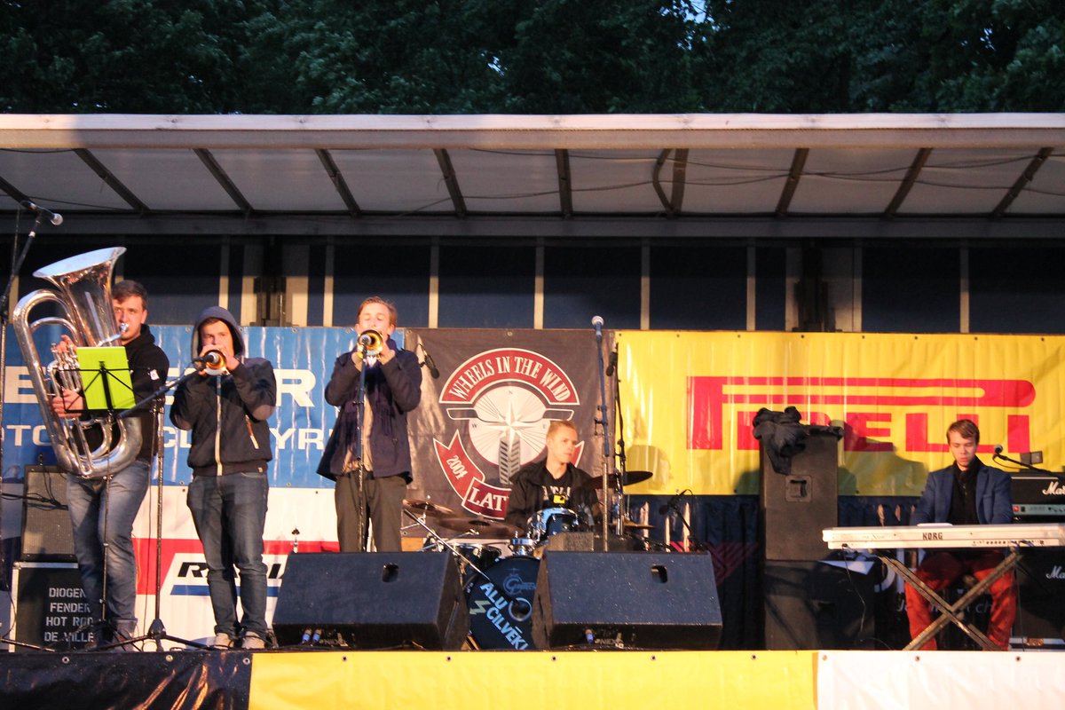 Paldies visiem par lielisko pasākumu "Motociklu vasara 12" pat neskatoties uz nelabvēlīgajiem laika apstākļiem!