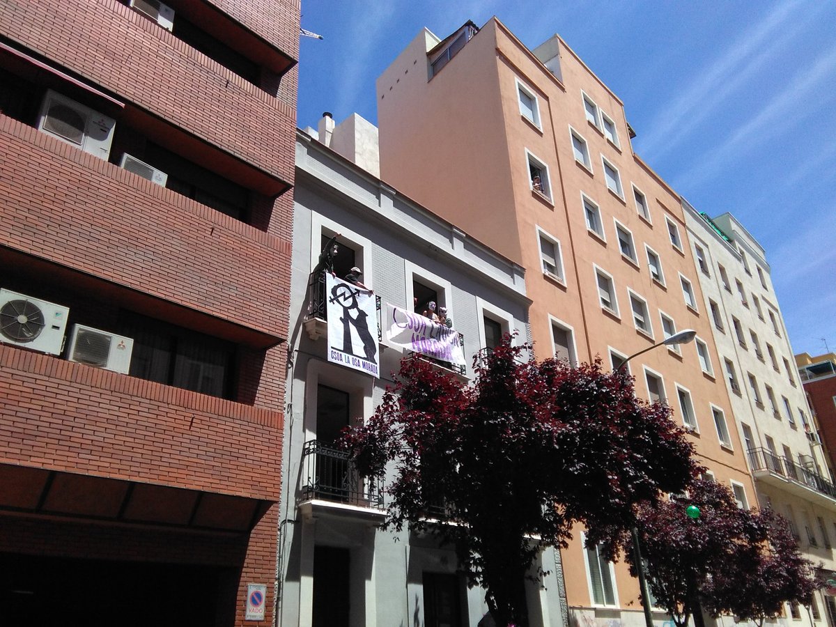asamcarabanchel's tweet photo. #LaOsaMorada vive, nueva okupacion en Madrid, 10, 100, 1000 centros sociales https://t.co/guFV22hVLN