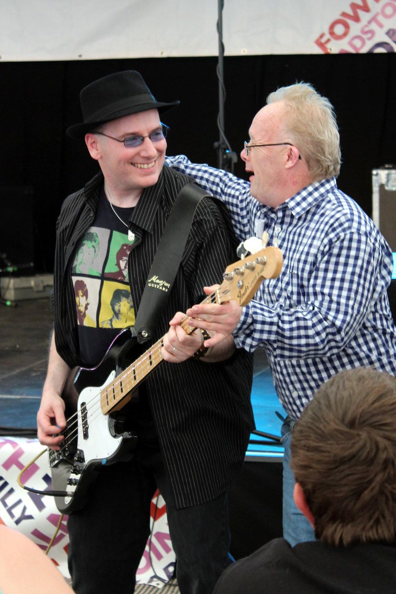 DrewSegal's tweet photo. Making new friends playing just in front of (not quite on!) the @BBCCornwall stage at #RCS2016 Pics: @amandahosking https://t.co/3xKIVSMo2h