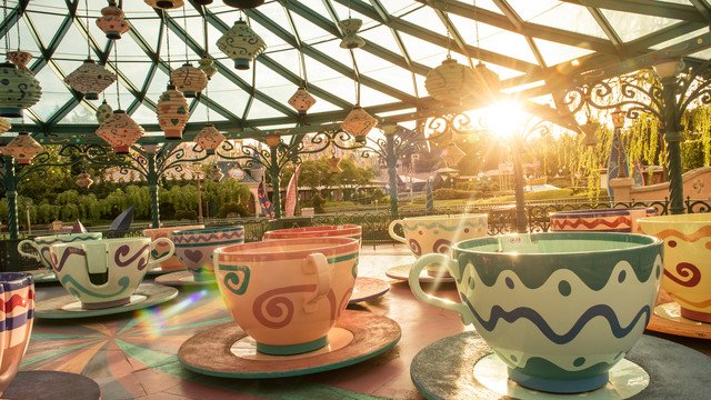 MAD HATTER'S TEA CUPS - Fantasyland - Pagina 2 CkvDD29XEAEHWVk